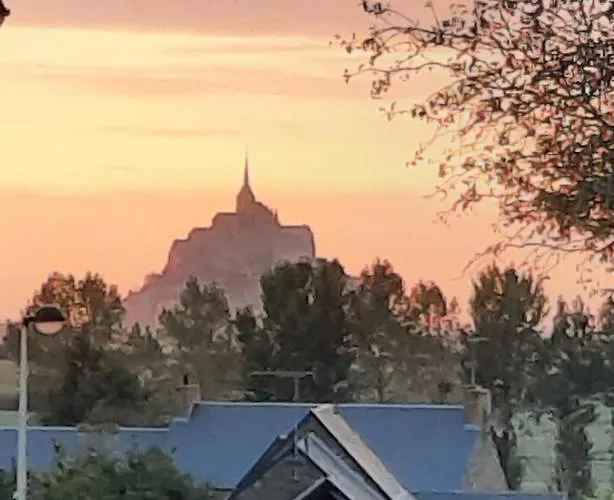 Сasa de vacaciones Le Pélican, à 5 Minutes Du Mont St Michel *